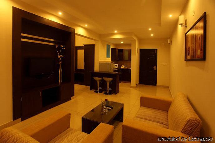 Hotel Nagarjuna Suites Bangalore Rom bilde